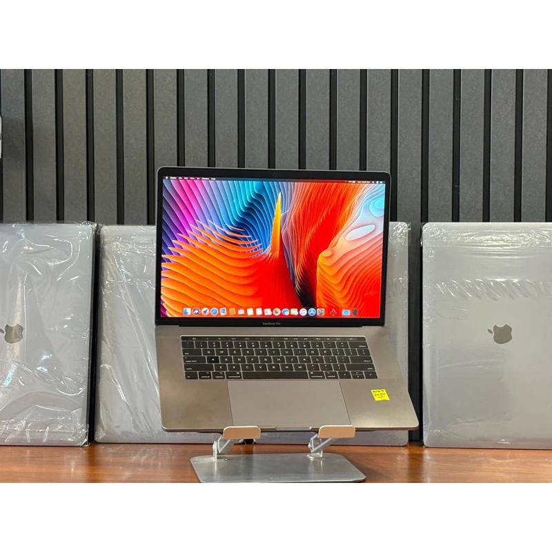 لپتاب MACBOOK PRO 2019-i7-32-1TB-4GB 